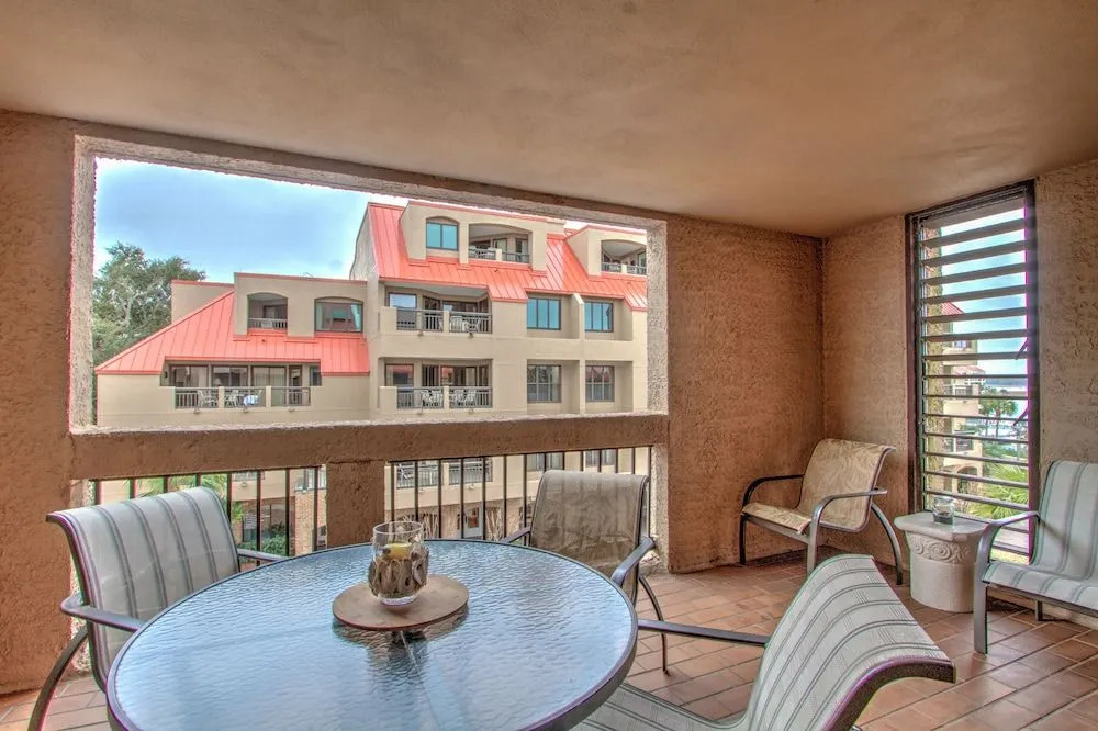 7148 Harbourside II 2 Bedrooms 2 Bathrooms Villa