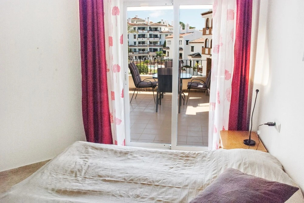 Apartment - 2 Bedrooms with Pool and WiFi - 107322