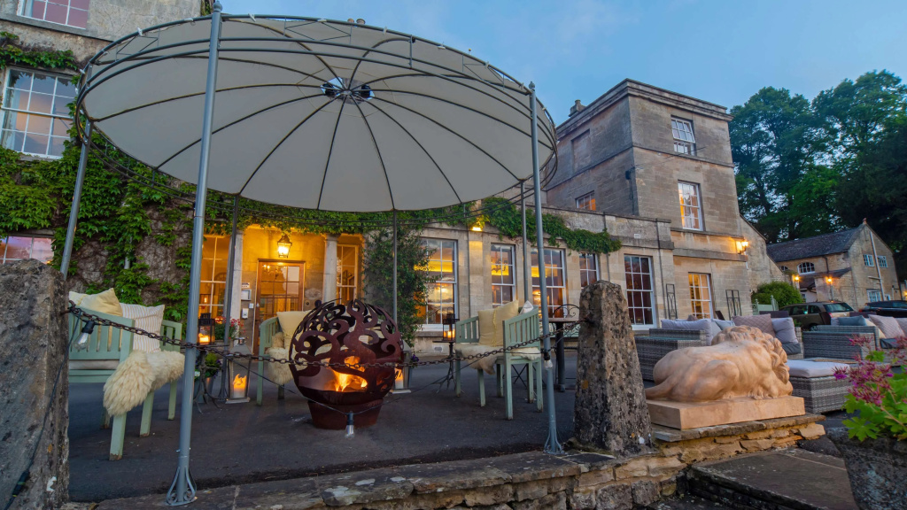 Burleigh Court Cotswols