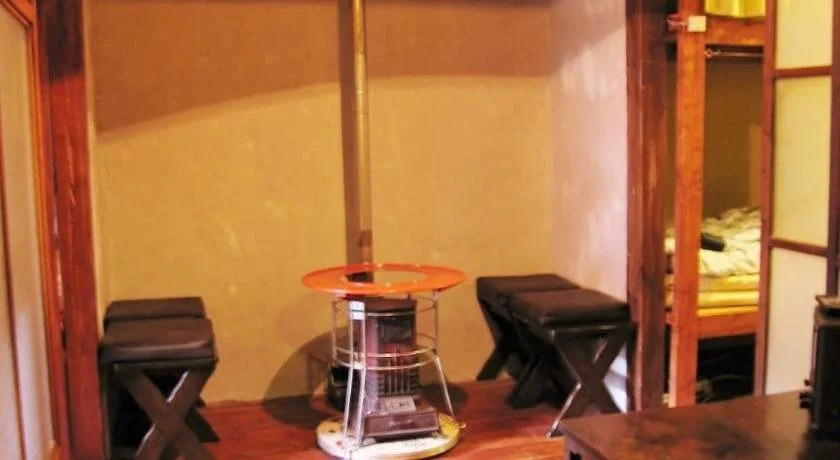 Small World Guest House - Hostel