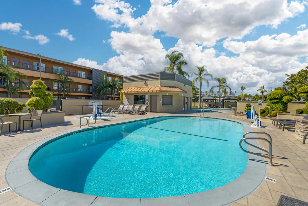 Best Western Plus Stovalls Inn