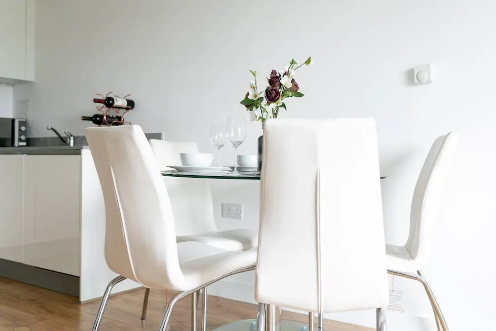 Skyvillion 2bed Enfield Flat W Balcony - Parking