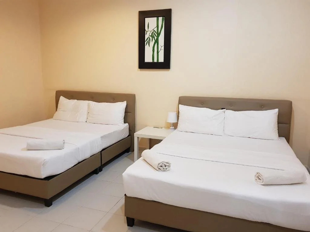 Paradise Inn
