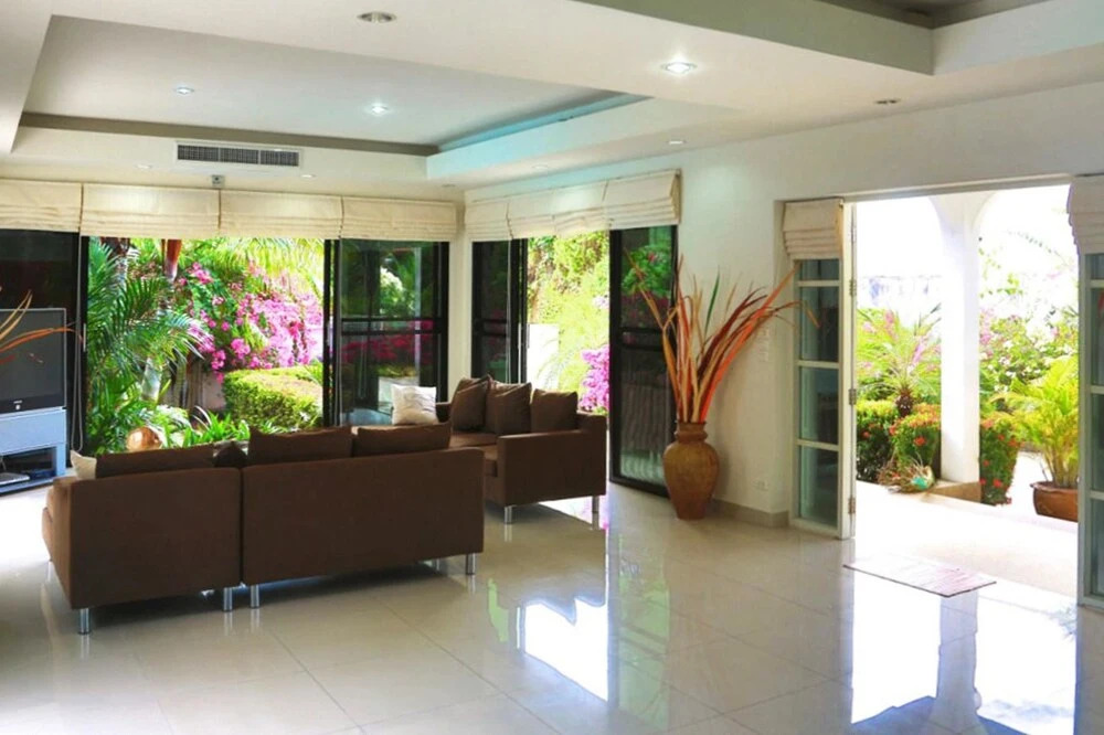 Villa With 4 Bedrooms in Rawai Phuket, With Private Pool, Enclosed Gar
