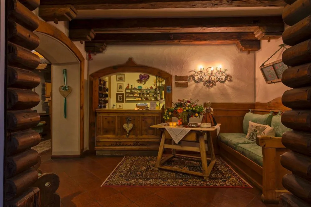 Digonera Historic Hotel B&B