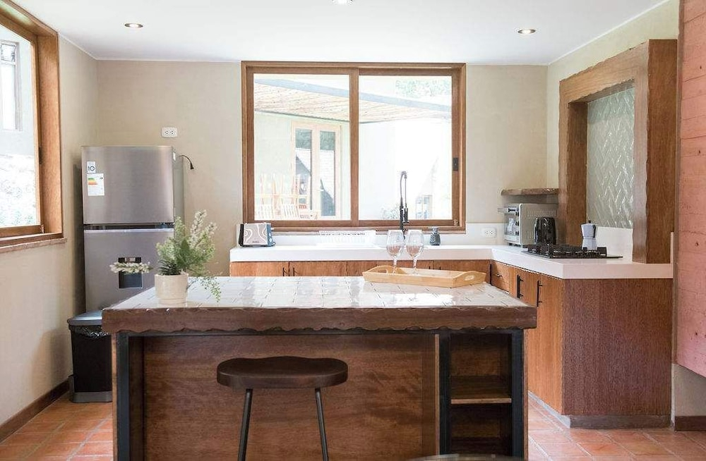 w Serene 2BR Riverside Villa w Nature Views