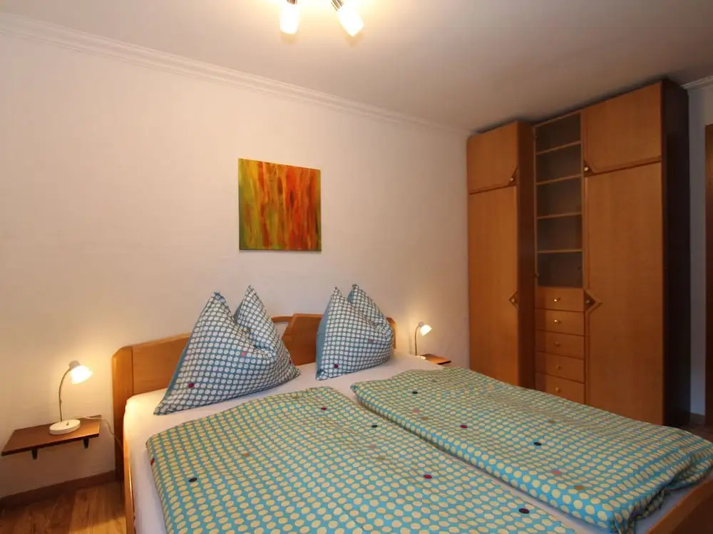 Quaint Apartment near Forest in Neukirchen am Großvenediger