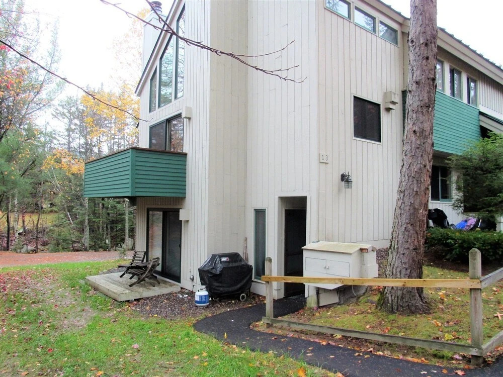 Walk to the Town Square at This Waterville Valley Vacation Condo! Sb13v