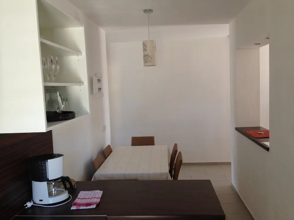 Apartments Mira LUN