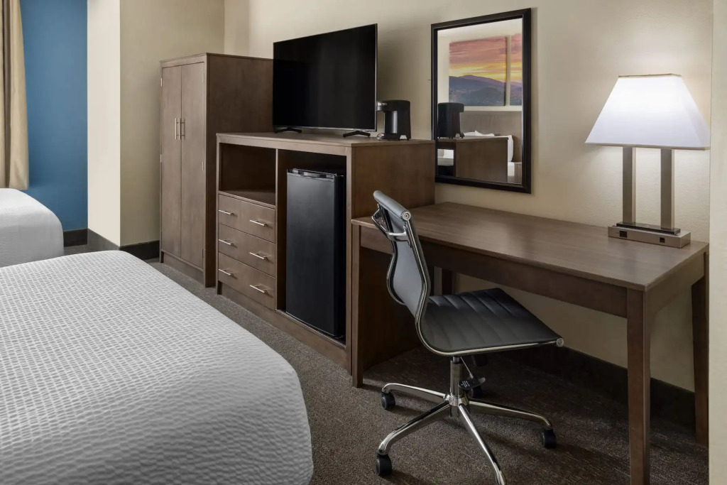 Days Inn by Wyndham Penn State