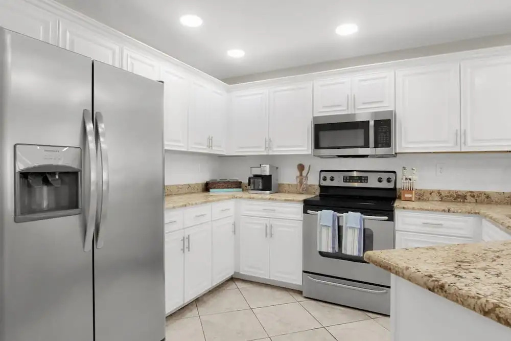 Enclave 401 Beachfront Tennis Stunning Views