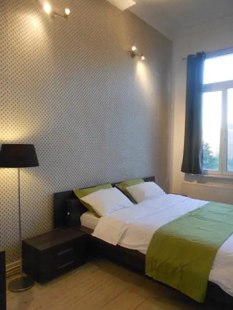 Lozana Lodging