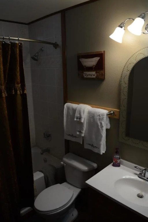 A Hyde Away Inn B&B