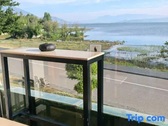 Yammy · Monet Scenic Apartment (Erhai Lake Xizhou)