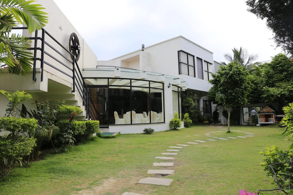 Club De Novo Hotel