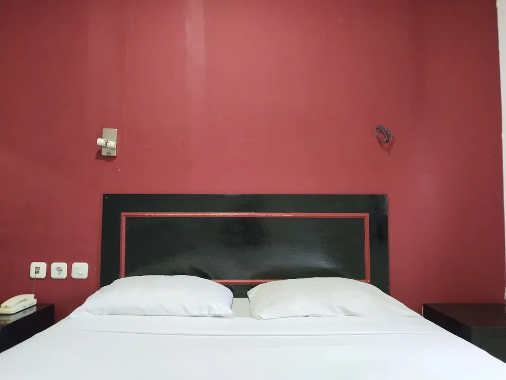 Metro Hotel Bekasi powered by Cocotel