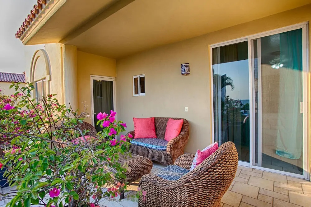 Casa de los Ninos 3 BR by Casago