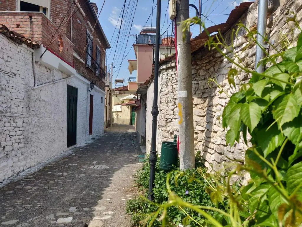 Private room historic center Elbasan