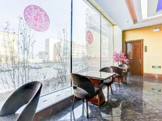 Dongzhi Xing International Hotel