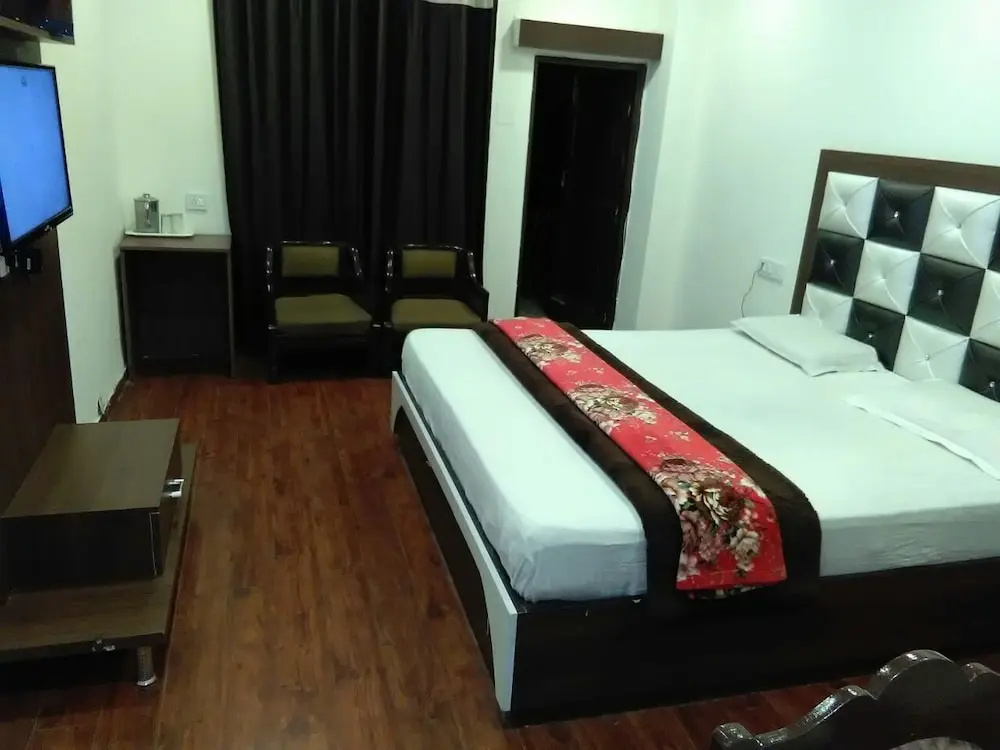 Shining Star Resort