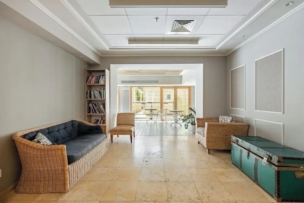 Jaffa Beachfront Studio by Sea N' Rent