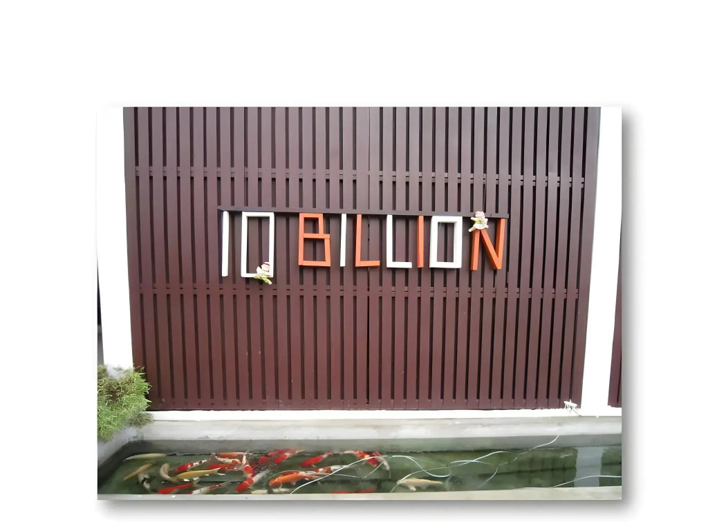10 Billion Resort