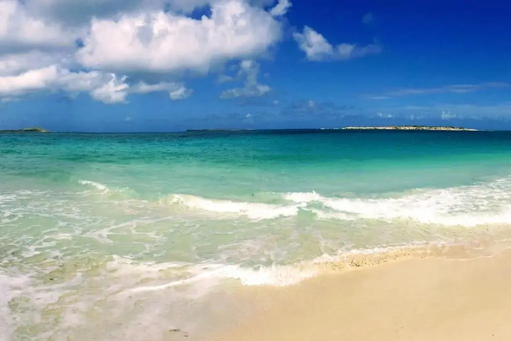 Casa Dina, beautiful sea view 10 min walk from the beach