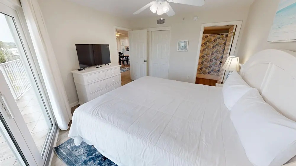 Seacrest 515ab 3 Bedroom Condo by RedAwning