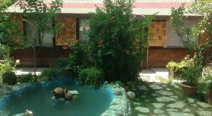 Saklı Bahçe Pansiyon Camping