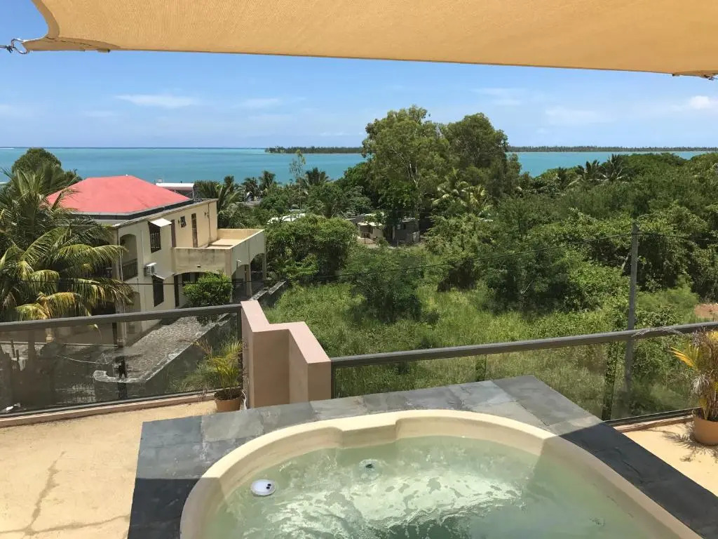 Luxe Exotica Apartments