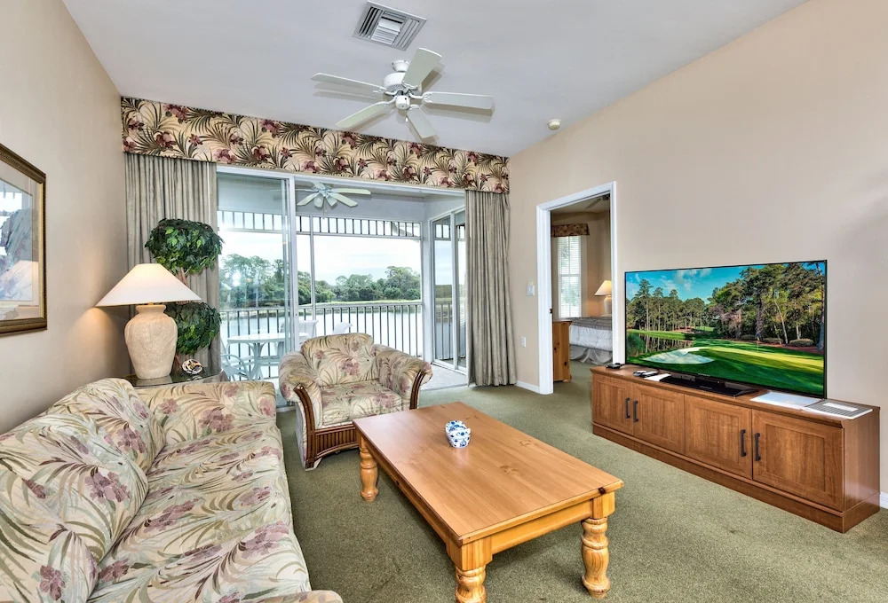 Florencia 3 Bedroom Home by NFVH