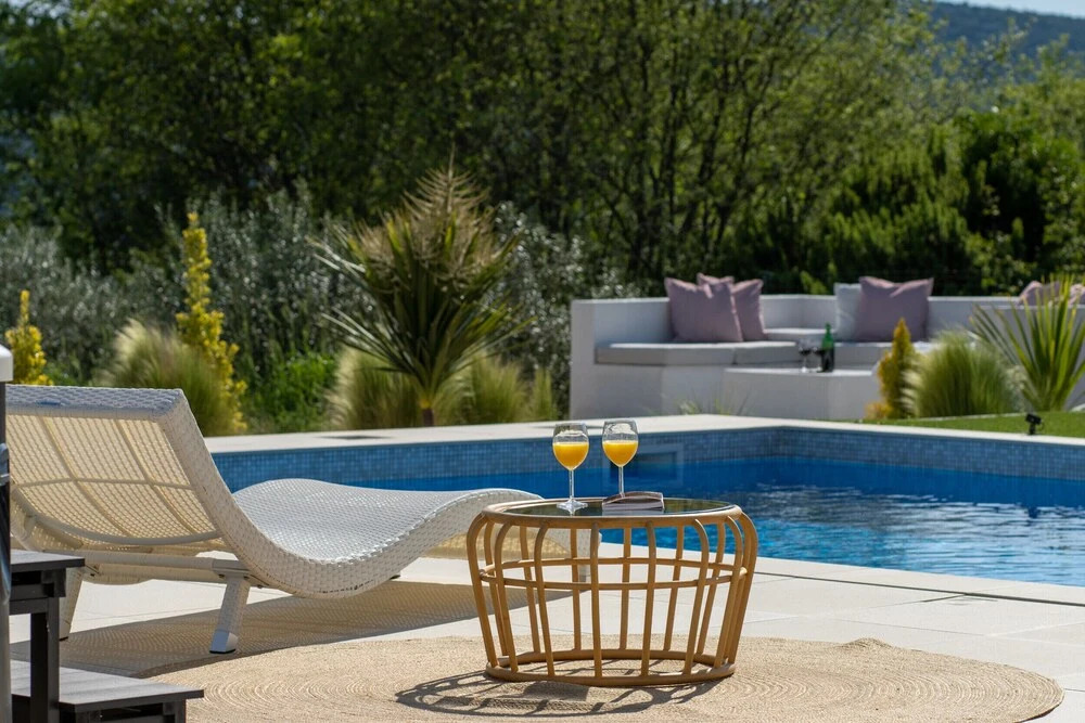 Villa Nebesi