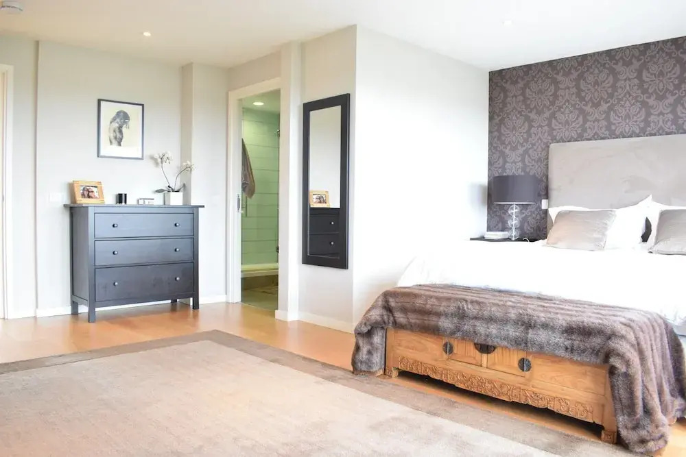 Spacious 2 Bedroom Penthouse in Islington