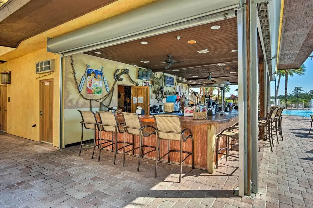 Luxury Orlando Escape - 4 Mi to Disney World!