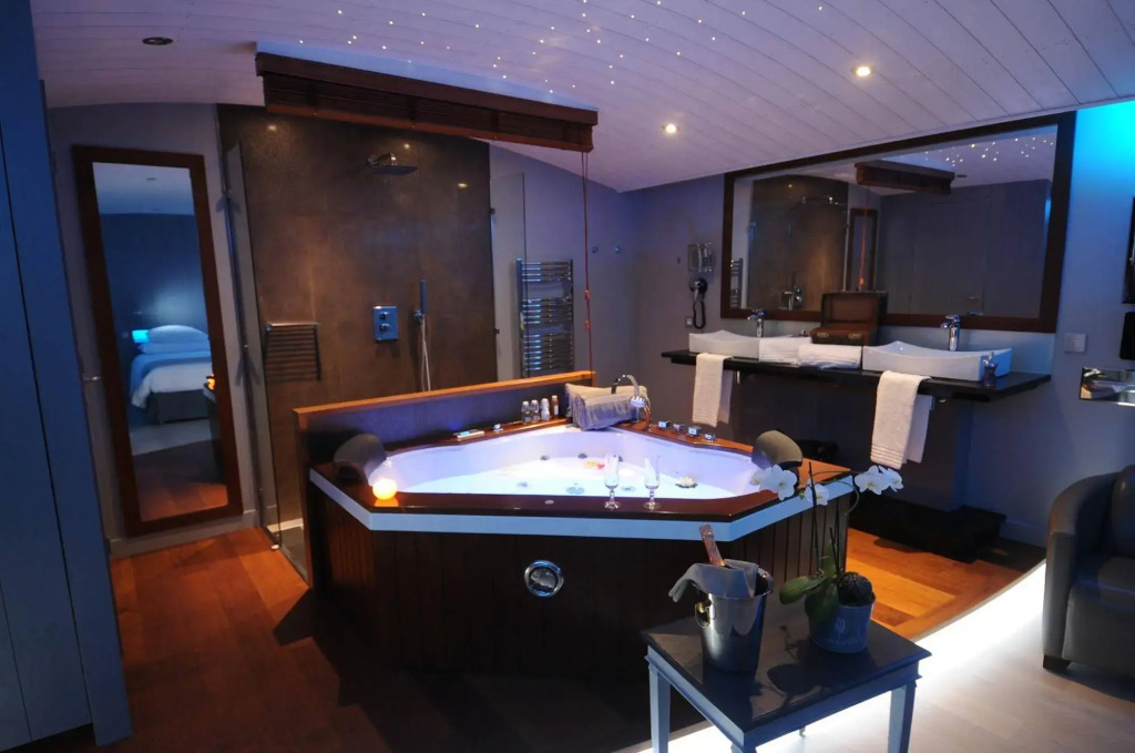 Elégance Suites Hôtel