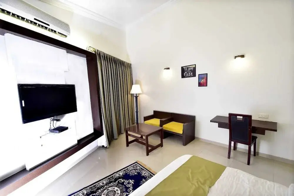 OYO Premium Villholi Nashik