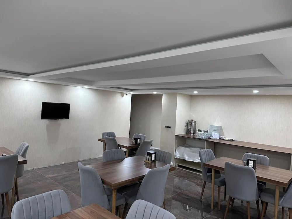 Star Suit Hotel