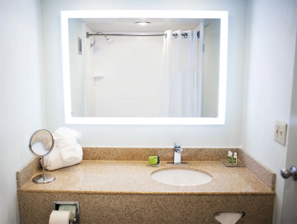 Radisson Hotel Grand Rapids Riverfront