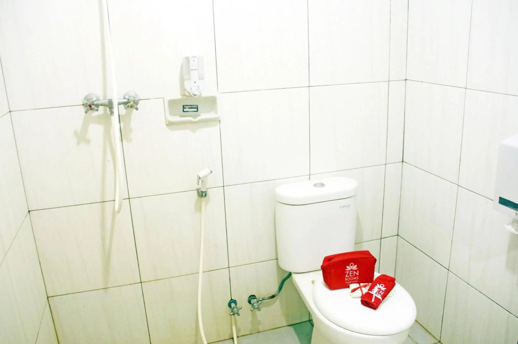 ZEN Rooms Cibaduyut