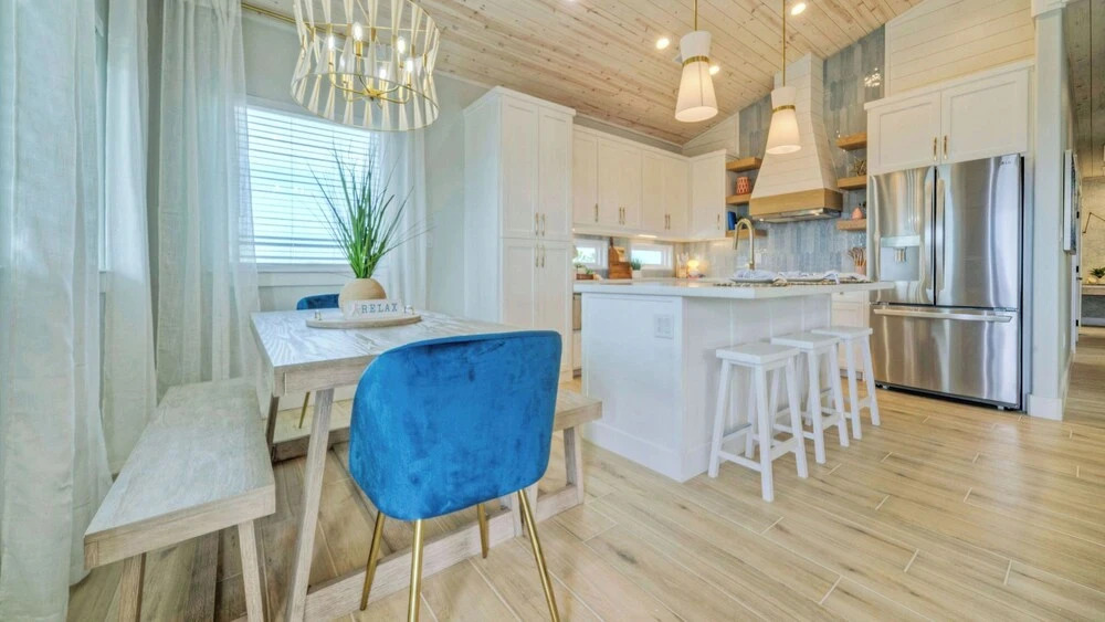 Sleeps 36! 3 Homes Side-by-side w/ Private Pools, Patio Lounge, 5 Mins to Beach