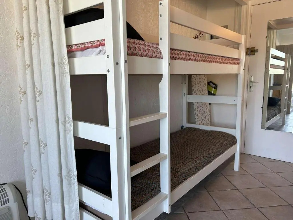 Appartement Port Camargue, 1 pièce, 4 personnes - FR-1-250-151