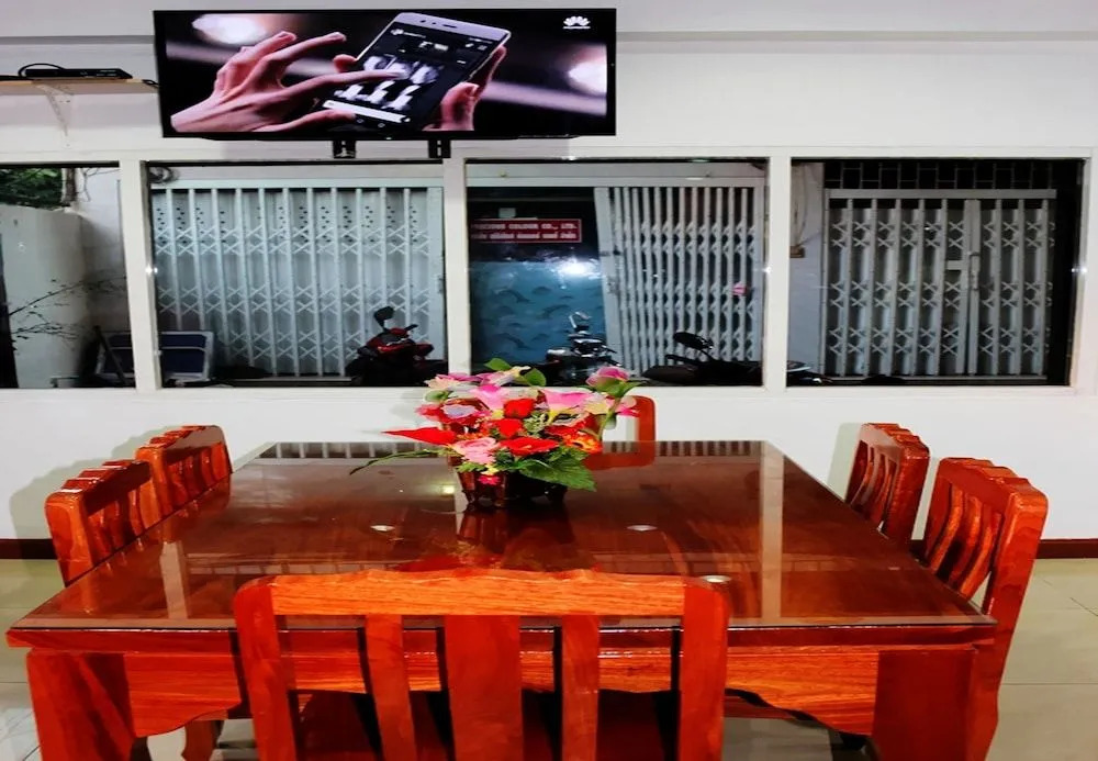 Home Base Hostel - Adults Only