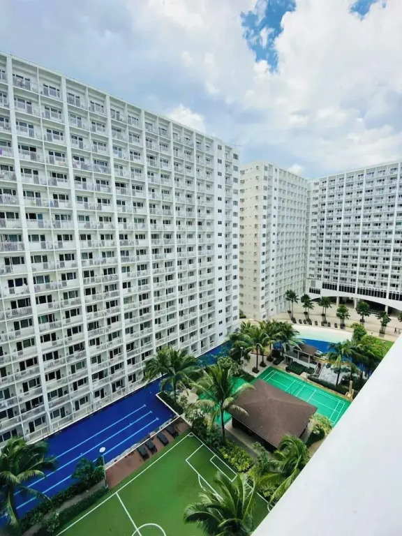 Shore 1 Tower D1 Unit 1106
