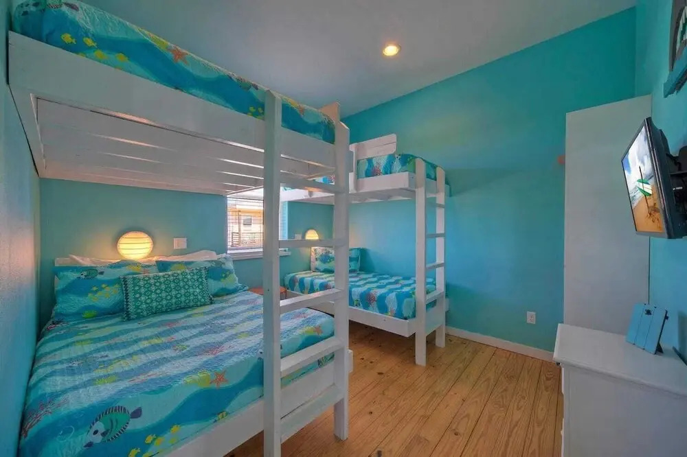 Private Pool+patio, Arcade Game, Walk to the Beach Ocean Devotion by Avantstay
