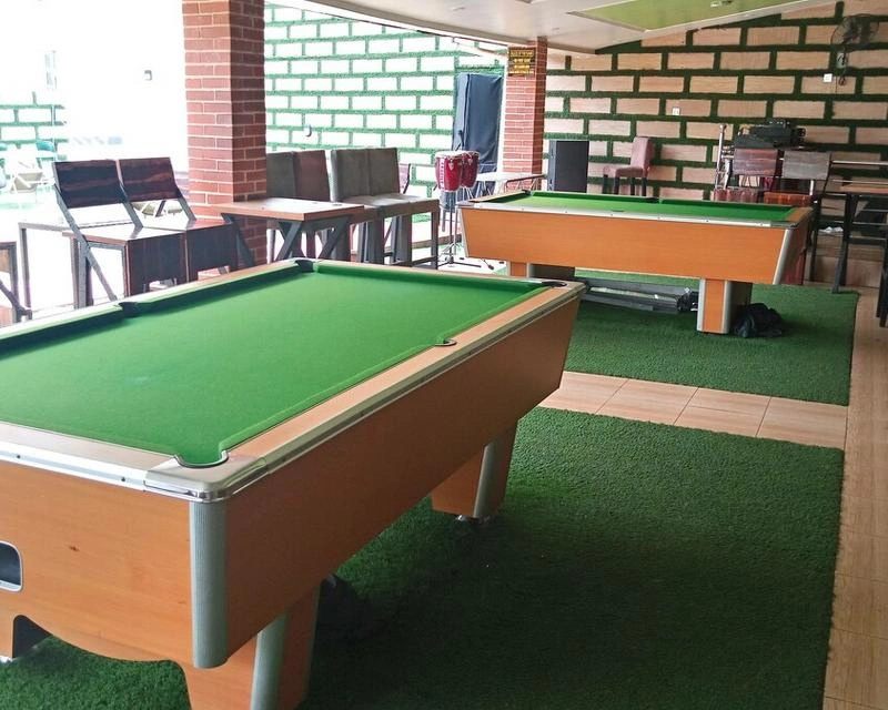 Hard Break Hotels & Suites