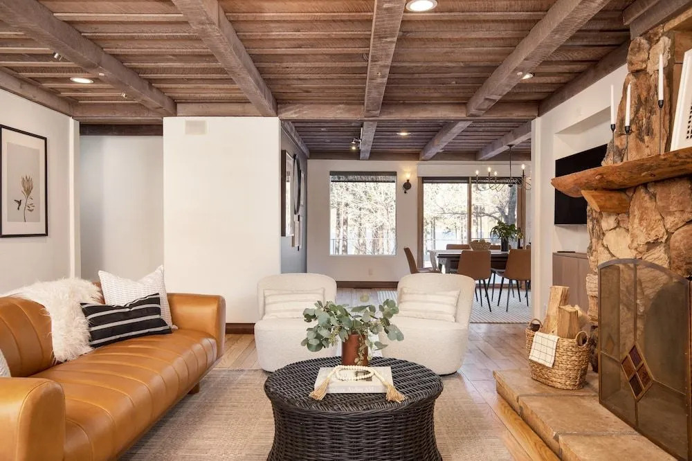 Lakeview Big Bear Cabin With Hot Tub, Deck, Fire Pit & Game Room