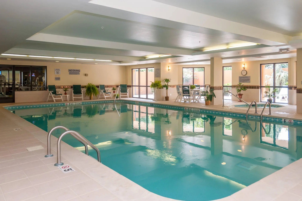 Courtyard by Marriott Nashville at Opryland
