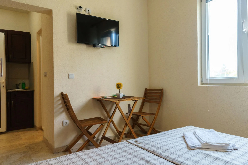 Apartments Lora