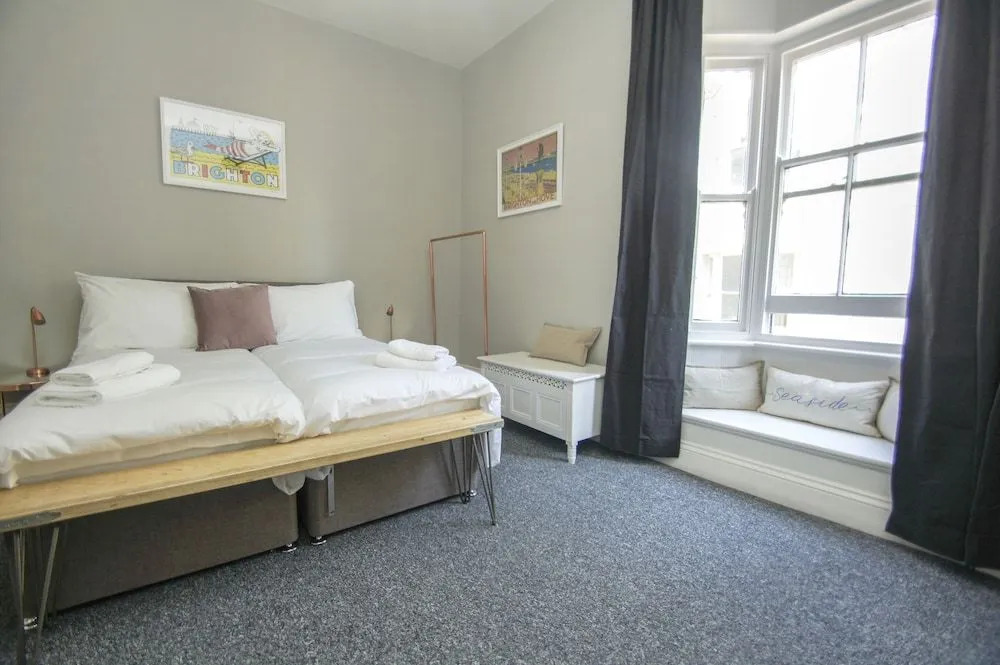 Mucky Duck House Central by Brighton Holiday Lets