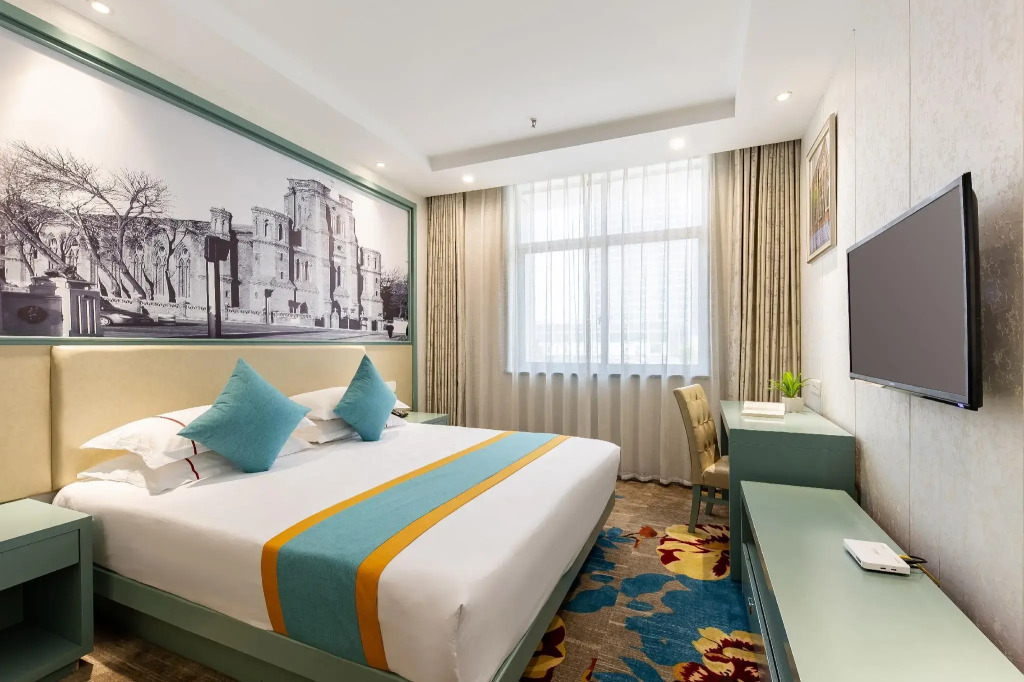 YiWU Best Hotel